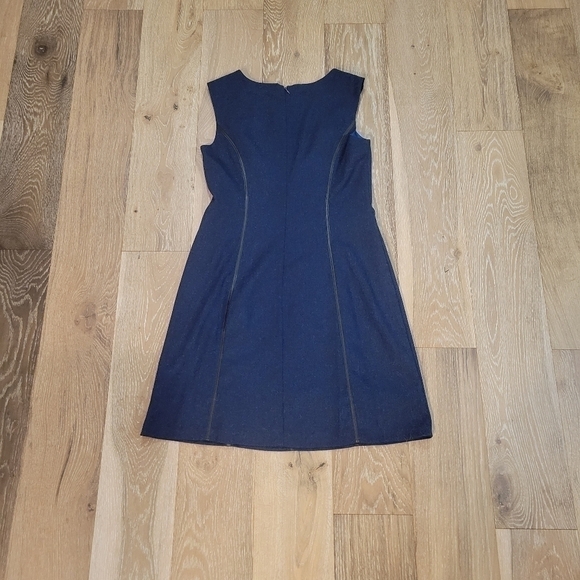 Andrew Marc Women's blue tweed sleeveless sheath dress w/ black detailing size 8 - Picture 5 of 10